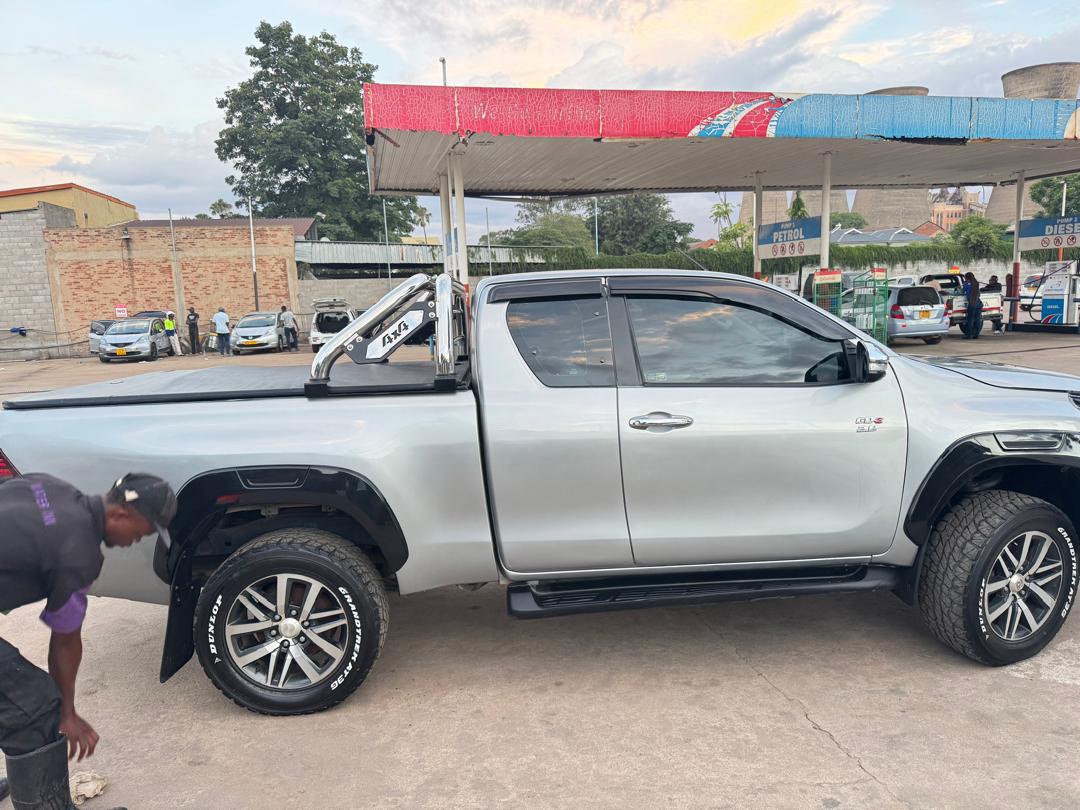 Vehicle photo
