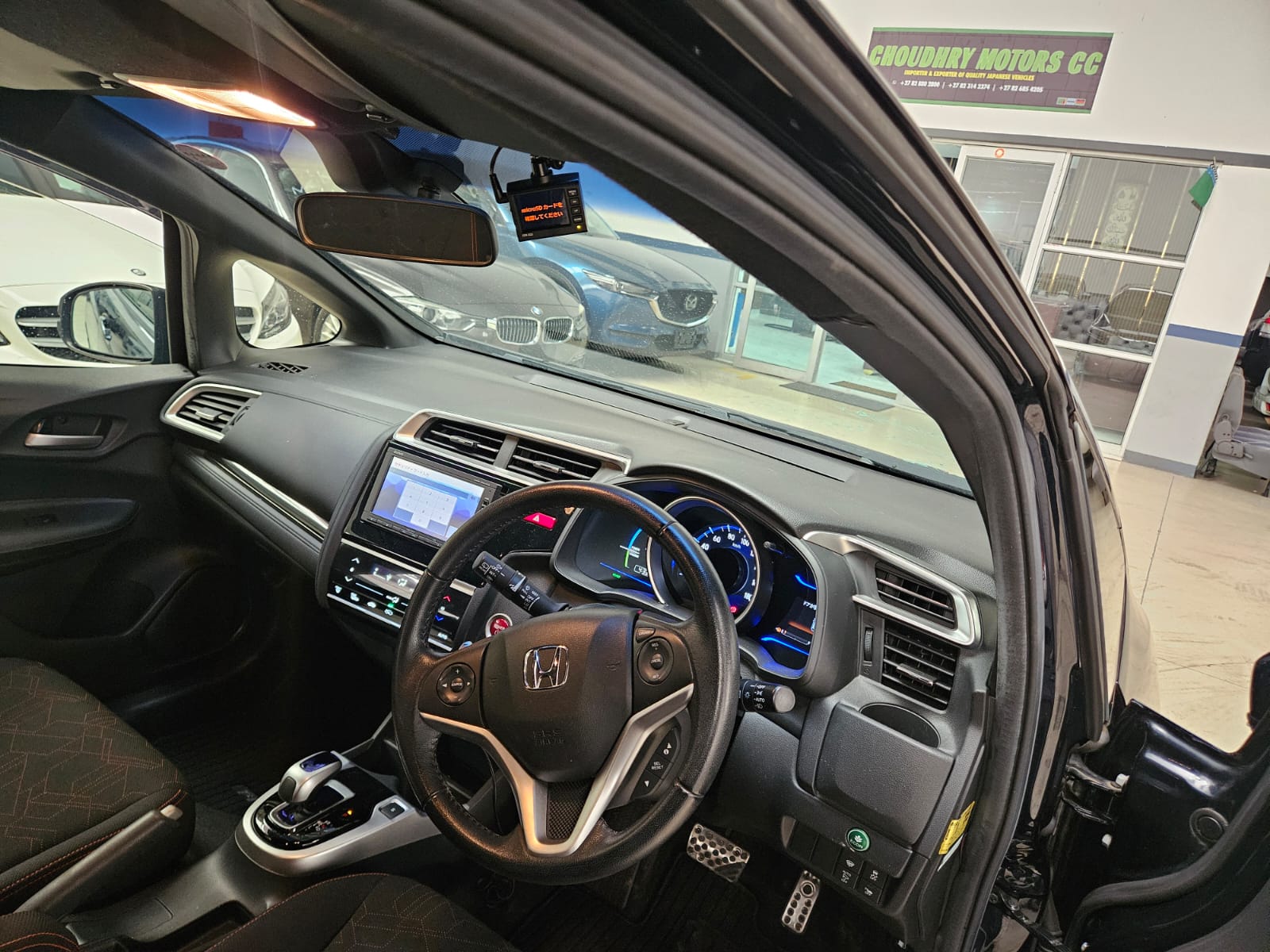 Vehicle photo